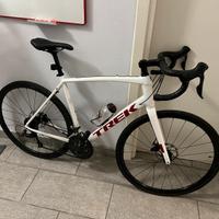 Bici da corsa Trek Domane AL 3