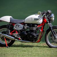 Triumph Thruxton 900