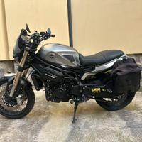 Benelli 800 trail