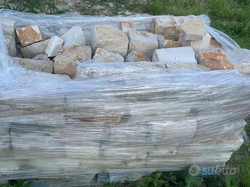 Blocchetti in pitra di Trani