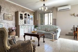 S1 Appartamento primo piano con giardino esclusivo