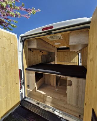 FURGONE ALLESTIMENTO