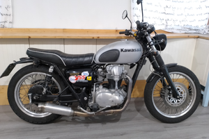 Kawasaki w 650