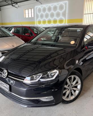 Volkswagen Golf 7.5 R- line full 5p. Highline 2017