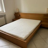 Letto matrimoniale modello Ikea