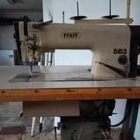 Macchina Piana Pfaff. 150€