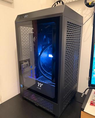 PC Gamer - Intel i7 14700K +  ROG Strix RTX4080 OC