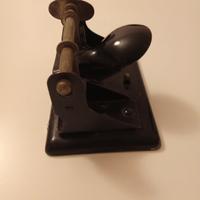 ANTICA BUCATRICE FORATRICE PER CARTA DA SCRIVANIA 