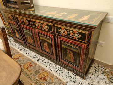 Credenza indiana