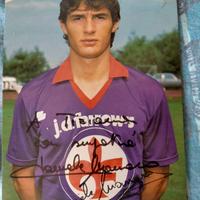 Foto con autografi a mano calciatori anni 80