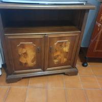 mobile in legno