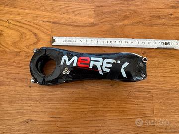 Attacco manubrio carbonio