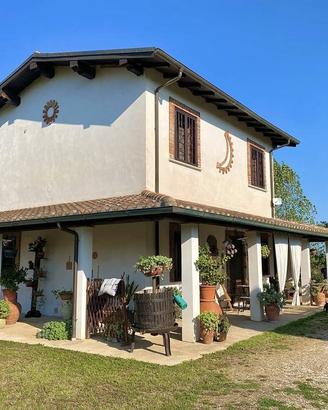Rustico / Casale di 120 m² con 3 locali a Genazzan