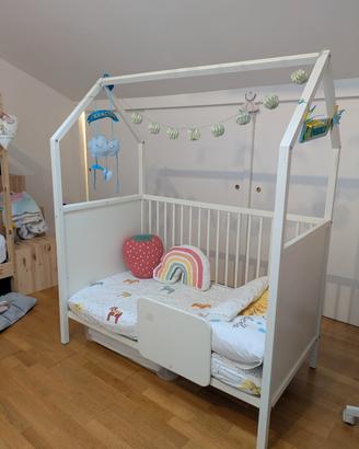 lettino stokke home con materasso e tendine