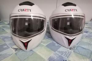 2 caschi per moto cruizer 