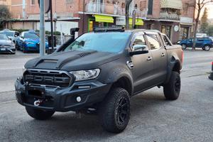 Mostruoso Ford Ranger Modificato Raptor a libretto