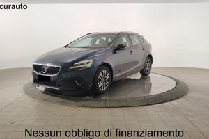 VOLVO V40 Cross Country D3 Momentum