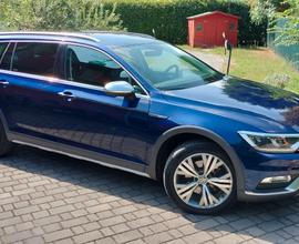 VOLKSWAGEN Passat ALLTRACK 8ª serie - 2019