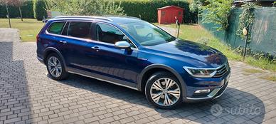 VOLKSWAGEN Passat ALLTRACK 8ª serie - 2019