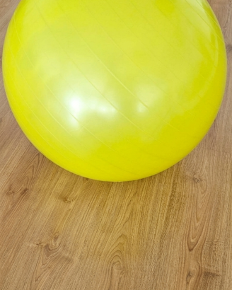 Fitball gialla