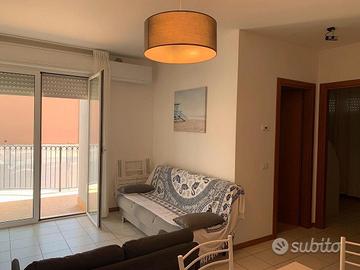 Appartamento a 250 mt dal mare - via Verdi