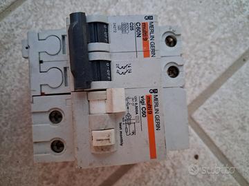 Interruttori Differenziali Merlin Geri da 10A 16A 