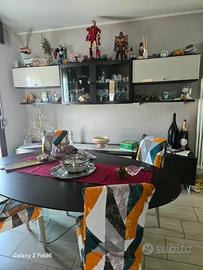 sala + tavolo + 4 sedie