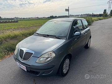Lancia Ypsilon adatta a neopatentati