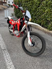 SWM RS125R anno 2017