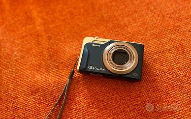 Fotocamera CASIO Exilim EX-H10