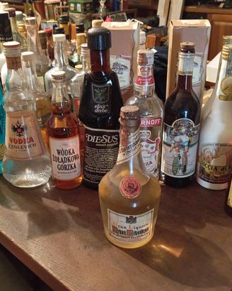 collezione di bottiglie 