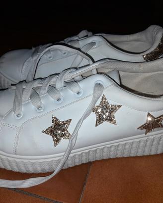 SNEAKER BIANCHE CON STELLE GLITTER DORATE - N.40