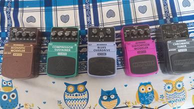 PEDALI EFFETTI PER CHITARRA