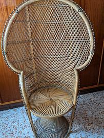 Poltrona pavone in vimini