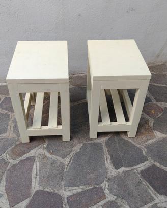 tavolino in legno di abete