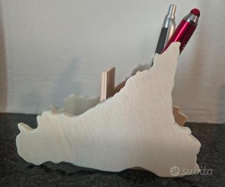 Portapenne in legno fatto a mano