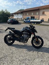 KTM DUKE 890 2023