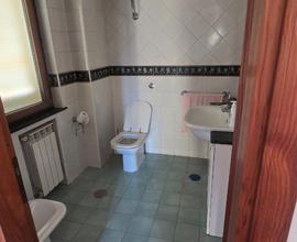 Camera con bagno vicino ingegneria montesantangel