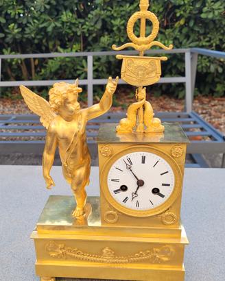 orologiio a pendolo in bronzo 