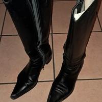 Stivali neri a punta Seriezero n. 40