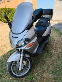 Piaggio X 9 
