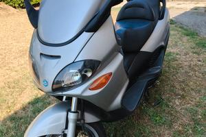 Piaggio X 9 