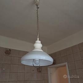 tre lampadari da cucina e tinello