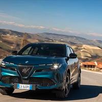 ALFA ROMEO JUNIOR 1.2 145CV Hybrid eDCT6 ibrida Ju