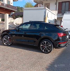 Audi Q5 40 TDI 204 CV S line – Full Optional