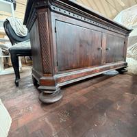 Credenza in legno massello