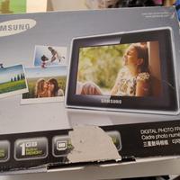 Samsung cornice digitale 8 pollici NUOVA