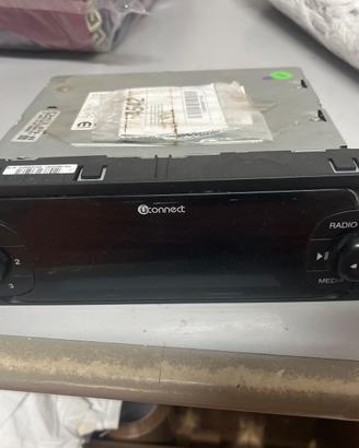 Stereo fiat new panda  come nuovo completo di codi