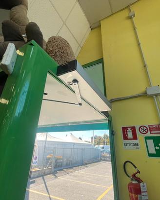 Automazione per porte a battente