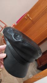 Cappello Bershka 